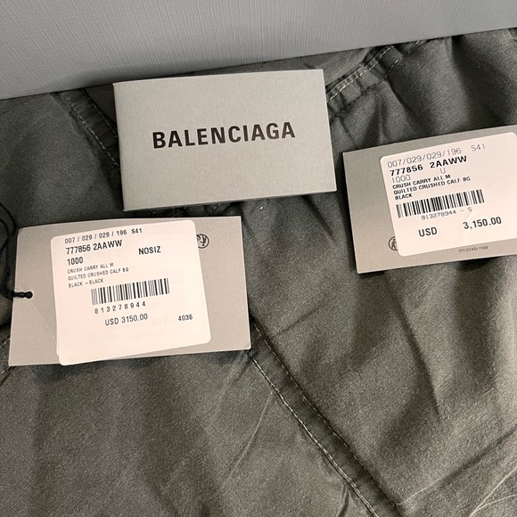 Balenciaga Tote! - Picture 7 of 7
